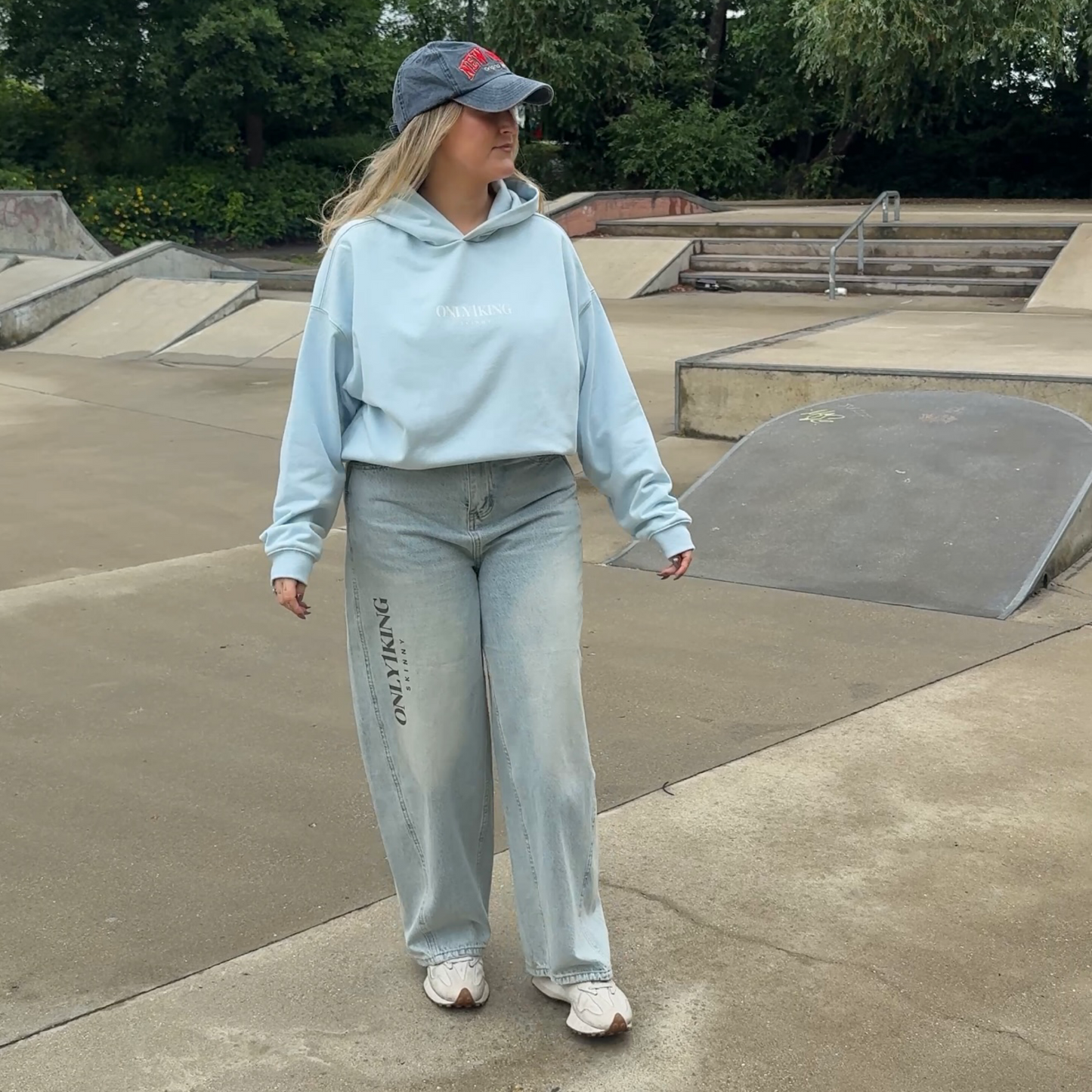 Essential Heavyweight Hoodie